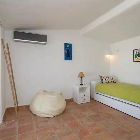 Stunning 5 Bedroom Albufeira