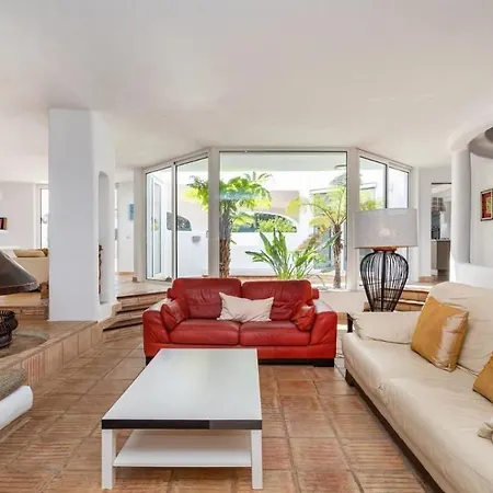 Hotel Stunning 5 Bedroom Albufeira
