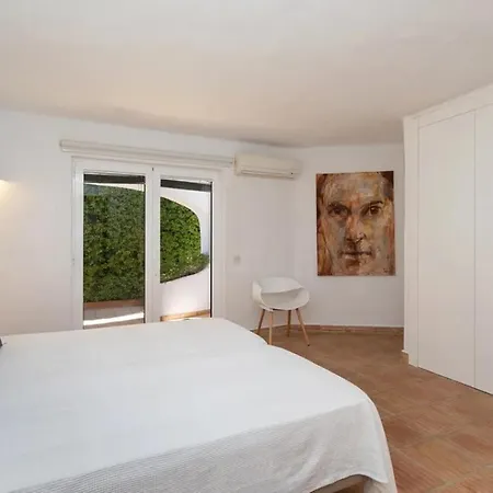 Stunning 5 Bedroom Hotel